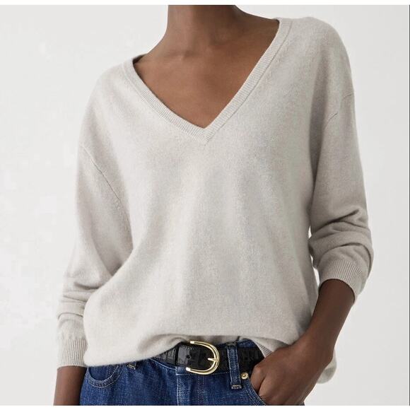 J. CREW Cashmere Relaxed V Neck Sweater Heather Fog Long Sleeve Women's L - Picture 3 of 10